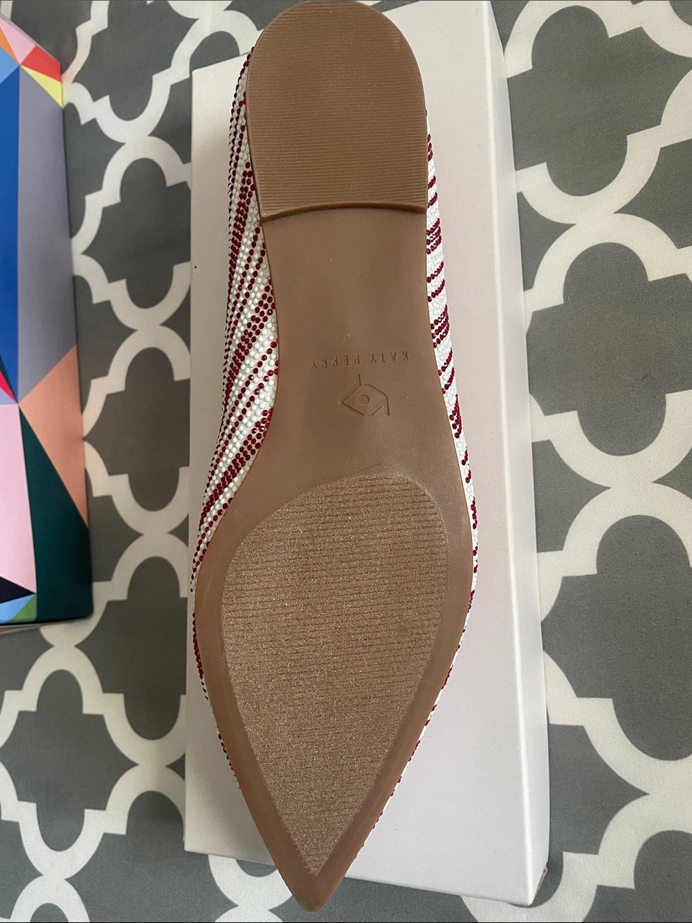 HTF Katie Perry Flats “ The Hollie Ballet “
Holiday inspired size 9 - Picture 5 of 7